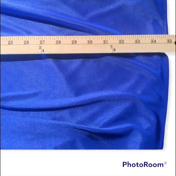 MASQUERADE PROM/SPECIAL OCCASION DRESS - Picture 6 of 7